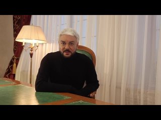Киркоров извинился за свое участие в “голой“ вечеринке