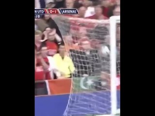 Андрей Аршавин. Супергол Андрея Аршавина в ворота МЮ за Арсенал (2009)
