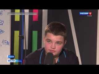 Запрет смартфонов в школах обсудим сегодня в программе «Дети онлайн» на канале «Россия 24» в