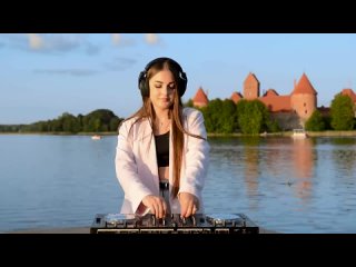 Ellika - Melodic Techno & Progressive House Mix (Trakai)