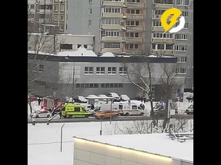 «Нива» врезалась в остановку на юго-востоке Москвы