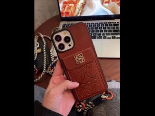 Еще один вариант чехла для вашего iPhone!