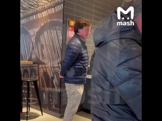 ⭐️ While in Moscow, Tucker Carlson visited Auchan and “Vkusno i tochka“ (formerly known as MacDonald’s)