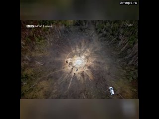 Огромный кратер в Киевской области образовался после недавнего удара ВС России. По мнению украинских