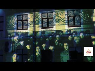 ВИДЕО. 3D-фильм о Гатчинской Победе показали на фасаде ДК
