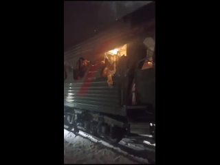Пишут,что обстреляли поезд “Волгоград-Адлер.“