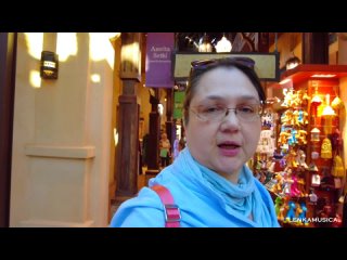 Мадинат Джумейра: Экскурсия по элитному курорту Дубая. Мороженое из верблюжьего молока и арабские парфюмы. Мои Эмираты, 6 серия.