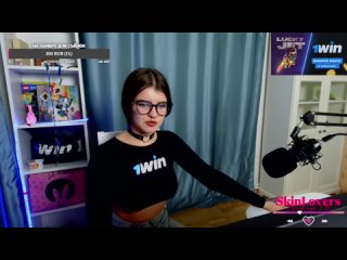 SkinLovers - A streamer girl skinloverss gave herself to me during a donation stream
