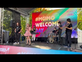 LMC MGIMO - Знаешь ли ты (MakSim cover) Welcome Day MGIMO 2023