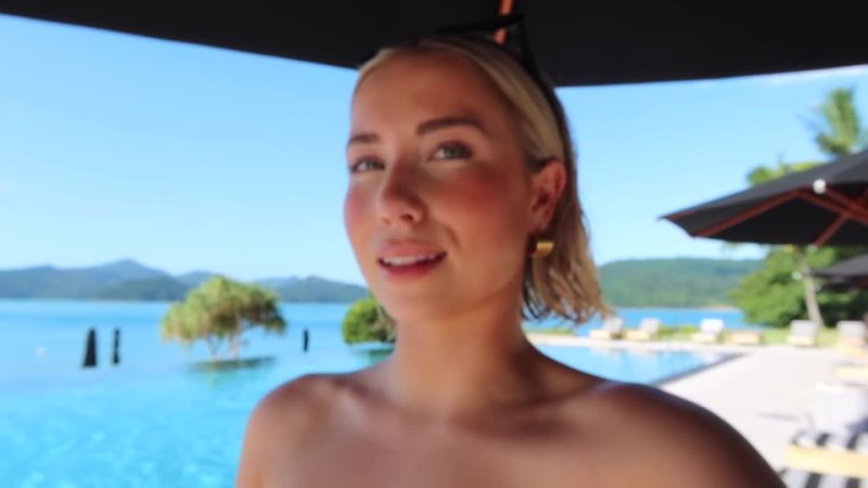 VLOG Girls Trip to Hamilton Island MADISON