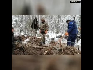 82 года без вести — в Новгородской области в болоте нашли самолет с останками советского летчика, ро