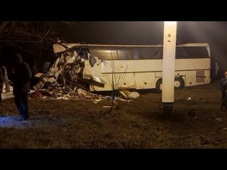 Автобус Москва — Нальчик попал в смертельное ДТП с грузовиком в Краснодарском крае
