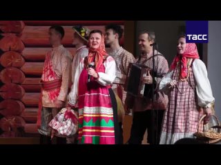 ▶️ На выставке-форуме “Россия“ на ВДНХ прошла свадебная церемония по традициям Курской губернии