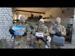 Сегодня орловский гуманитарный конвой доставил крупную посылку для десантников на Артёмовском направлении

Сбор груза организовы