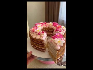 Медовый Торт ❤ Видео от Помощник Кондитера (Рецепты, макеты, торты)