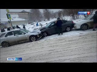 Полицейские Алтайского края проводят разбирательства по факту сразу двух инцидентов с участием несовершеннолетних.