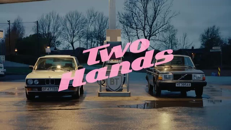 Astrid S Two Hands (
