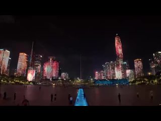 Альтернатива фейерверкам из китайского города Шэньчжэнь  световые шоу на небоскребах