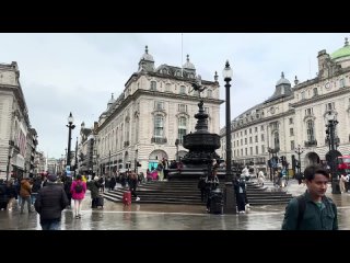 A Wet Cloudy London Walk - Feb 2024 | Walking in Posh Mayfair and Central London 4K HDR