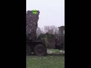 Russian ‘Grad’ and ‘Akatsiya’ artillery in active combat