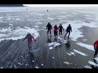 Каток на Рыбинском море