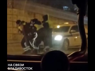 Мужчина с мефедроном оказывал сопротивление при задержании во Владивостоке