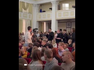 Екатерину Мизулину позвали замуж на встрече со студентами в УрФУ