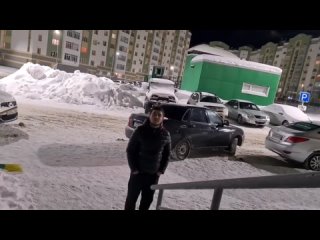В ХМАО таджик устроил разборки с мужчиной из-за парковки