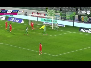 Кокорин забивает в ворота «Кармиотиссы» второй гол