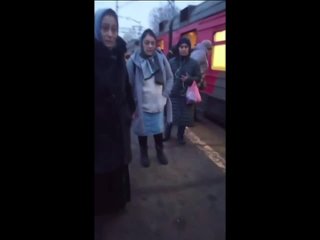 Электричка из Владимирской области сбила семью в соседнем регионе: видео