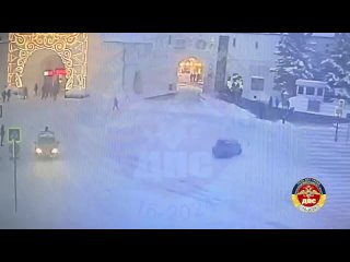 В Казани поймали нижегородца, устроившего дрифт на неисправном авто у Кремля