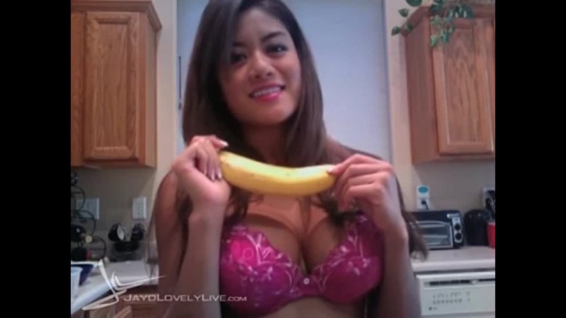 Jayd Hernandez - Banana Blow