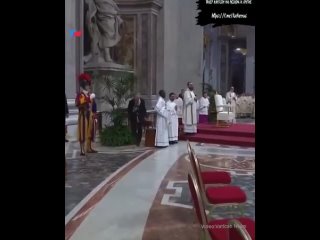 ️ Президент Аргентины Хавьер Милей встретился в Ватикане с Папой Римским Франциском, которого ранее называл «слабоумным», «идиот