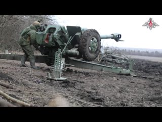 Расчеты гаубиц Д-30 группировки войск «Восток» громят позиции ВСУ на Южно-Донецком направлении