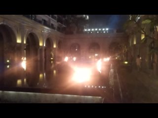 Ченнай - Отель Лила - ежевечернее представление - часть 1. Chennai - Leela Palace hotel - evening show - part 1.