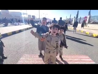 ️ “Oh pueblo de Gaza, tened paciencia, Alá está con vosotros, nosotros estamos con vosotros” - Mensajes de los niños de Yemen al