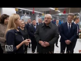 Надо Путину перекинуть яйца - Лукашенко на птицефабрике в Витебске