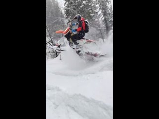 Видео от Сноубайк - GESHRIDER - Snowbike в России