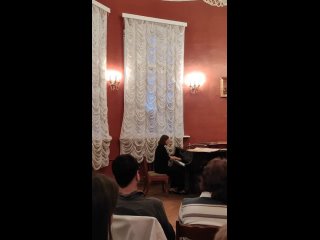 “Je t’aime“ - вокал и аккомпанемент на фортепиано Александра Ярмулицкая