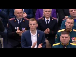 Слово «элита» во многом себя дискредитировало — Путин    Старая же «элита», по словам президента, люди, сформировавшие... (видео)