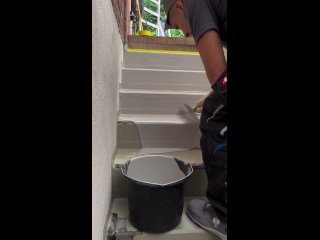 Уплотнение лестницы
