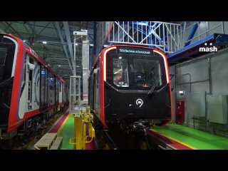 Москвичи, а особенно адепты зелёной ветки метро, ликуйте и встречайте — новейшие поезда “Москва-2024“. Сегодня первый такой крас