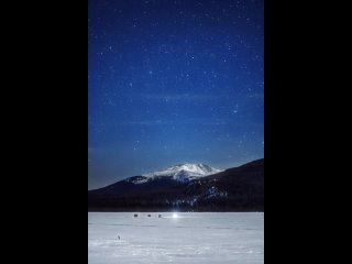 Ночь на горном озере Зюраткуль.mp4