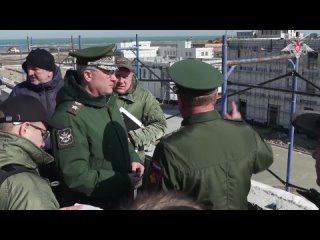 Специалисты Военно-строительного комплекса продолжают возводить объекты причального фронта нового пункта базирования кораблей Ка