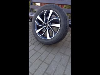 Покраска колесных дисков  R19 от Audi в черный глянец с алмазной проточкой на станке с ЧПУ