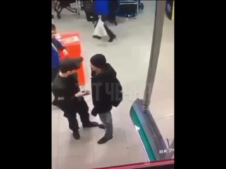 В Москве парень напал на охранника и очень об этом пожалел