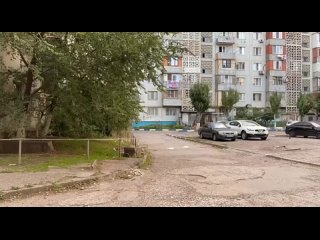 Дворовая территория на улице Нахимова благоустроена благодаря реализации национального проекта Жилье и городская среда