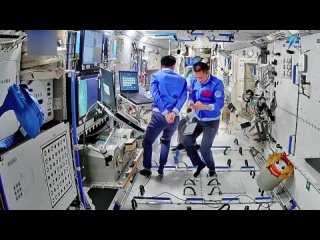 Новый год на Китайской космической станции