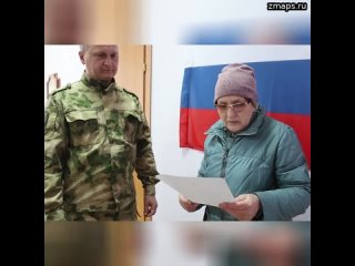 Жительница Авдеевки получает российский паспорт спустя чуть более недели после освобождения города о