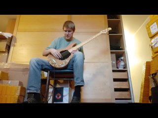 Обзор звука китайской реплики бас-гитары Musicman StingRay 4 струны ясень